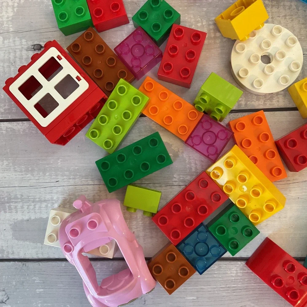 Lego Duplo Random Assortment Lot Of 80+ Pieces Bricks Blocks Assorted Colors A
